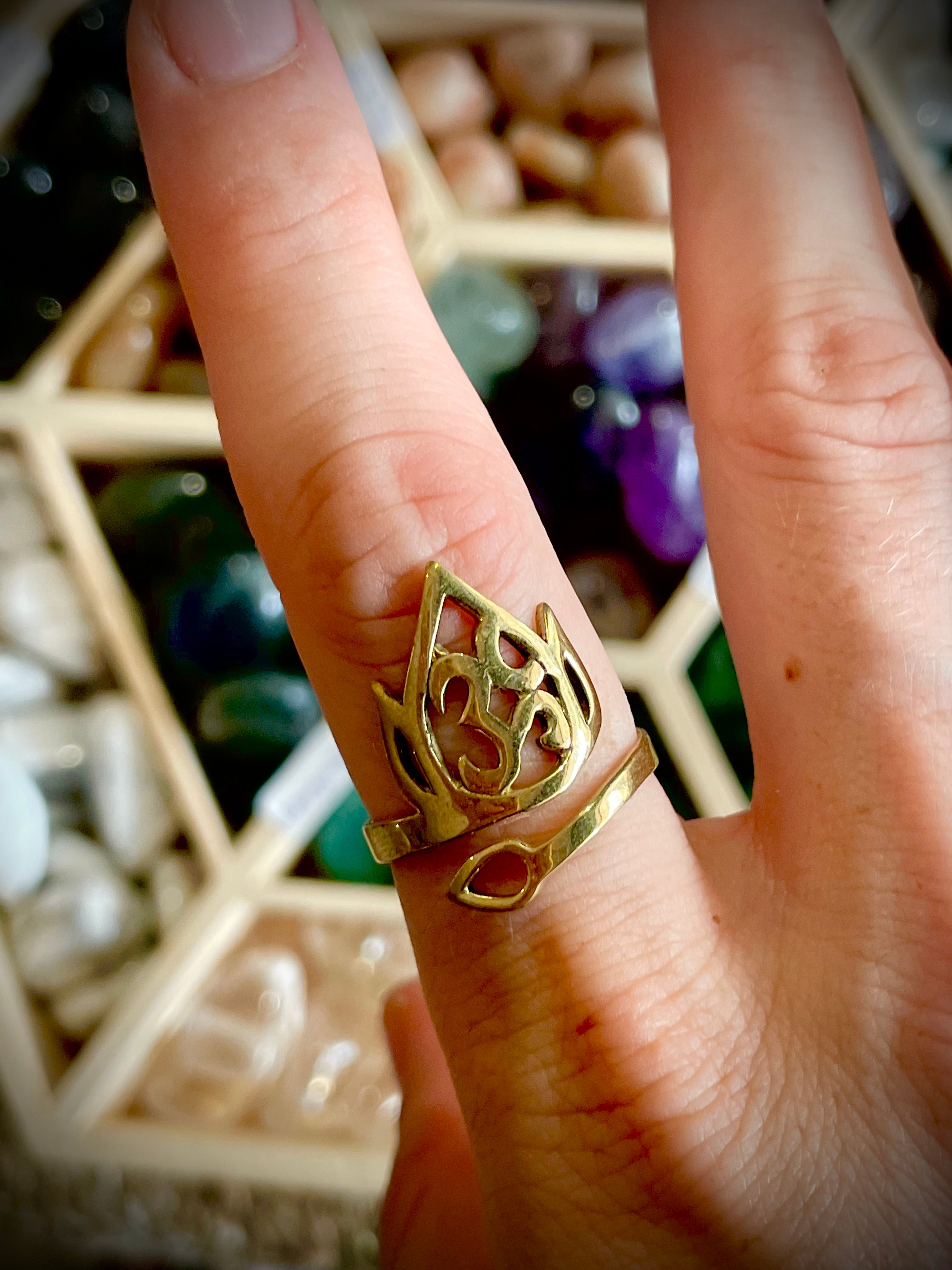 Bague OM en laiton