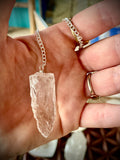 Pendule en cristal de roche, brut