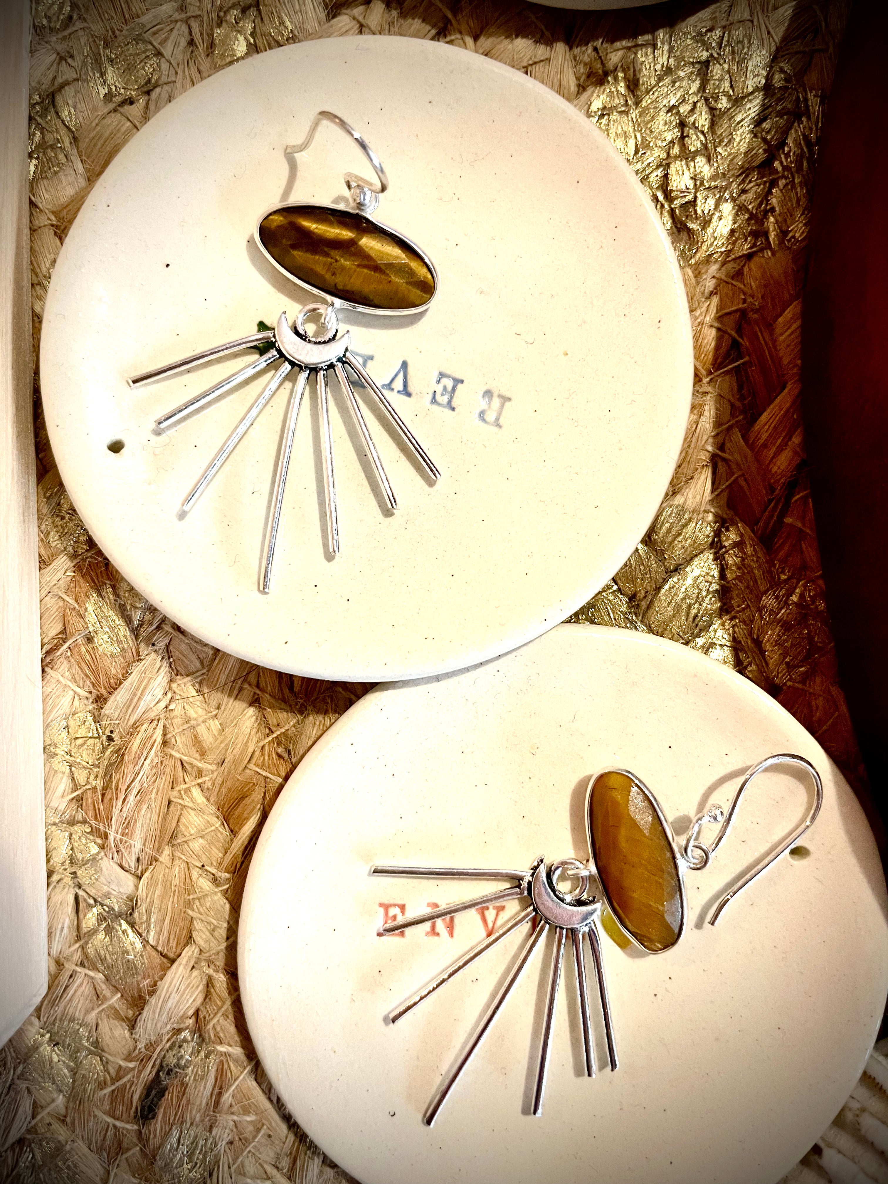 Boucles d'oreilles Oeil de tigre, Soleil et Lune