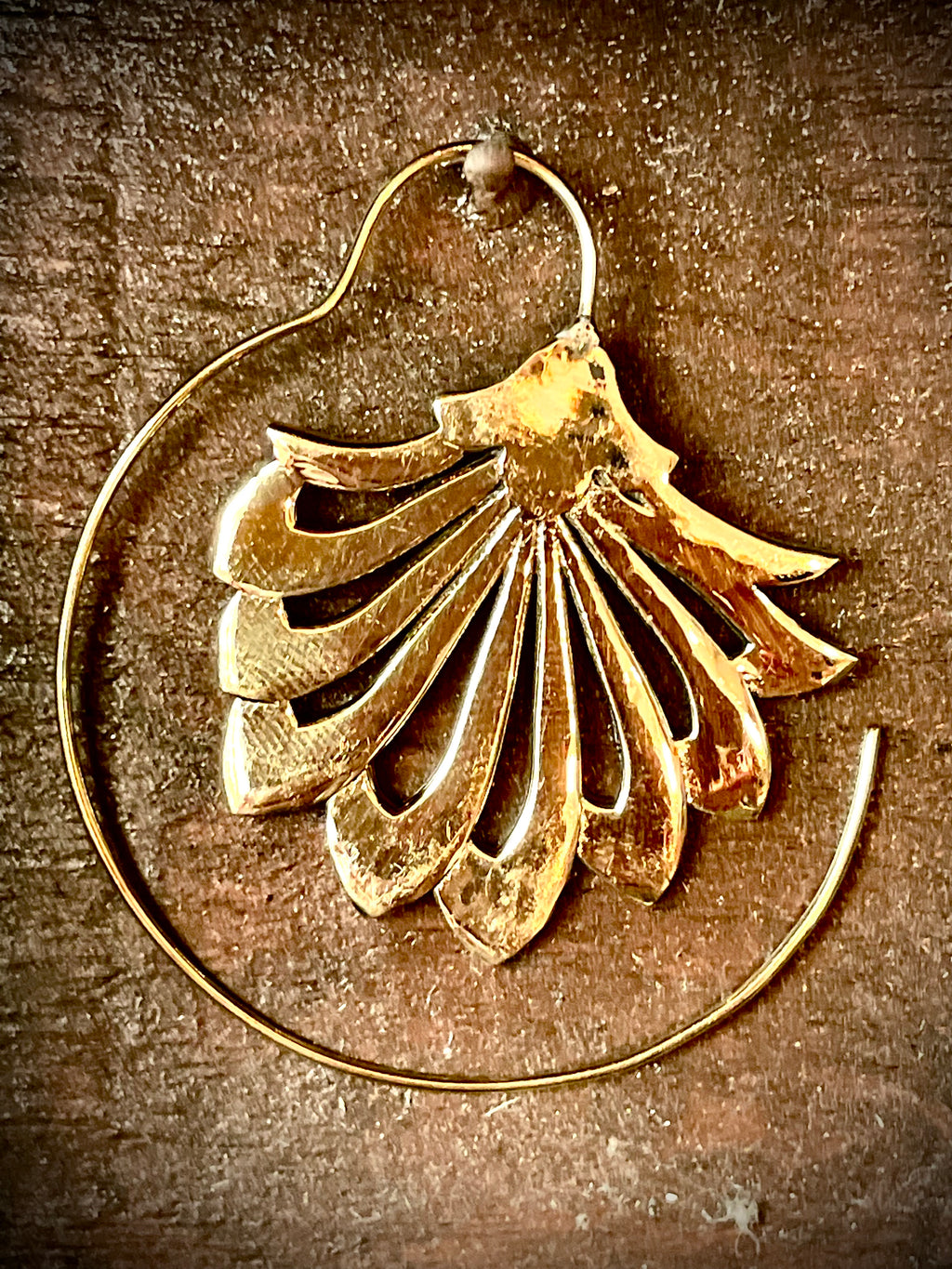 Grandes boucles spirales, lotus