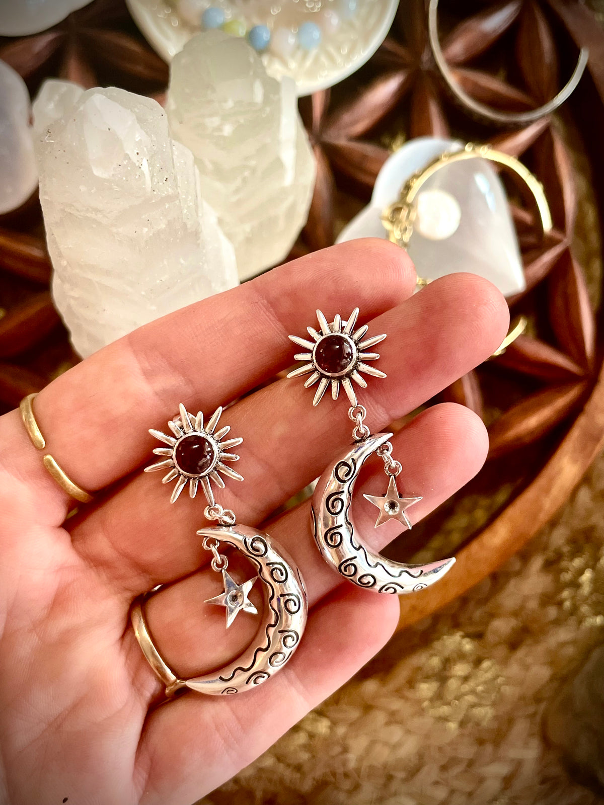 Boucles d'oreilles argent, Lune, Soleil, étoile et Grenat