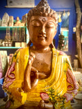 Grand Bouddha Chin mudra, bois de suar, peint jaune et or