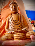 Bouddha méditatif, bois naturel