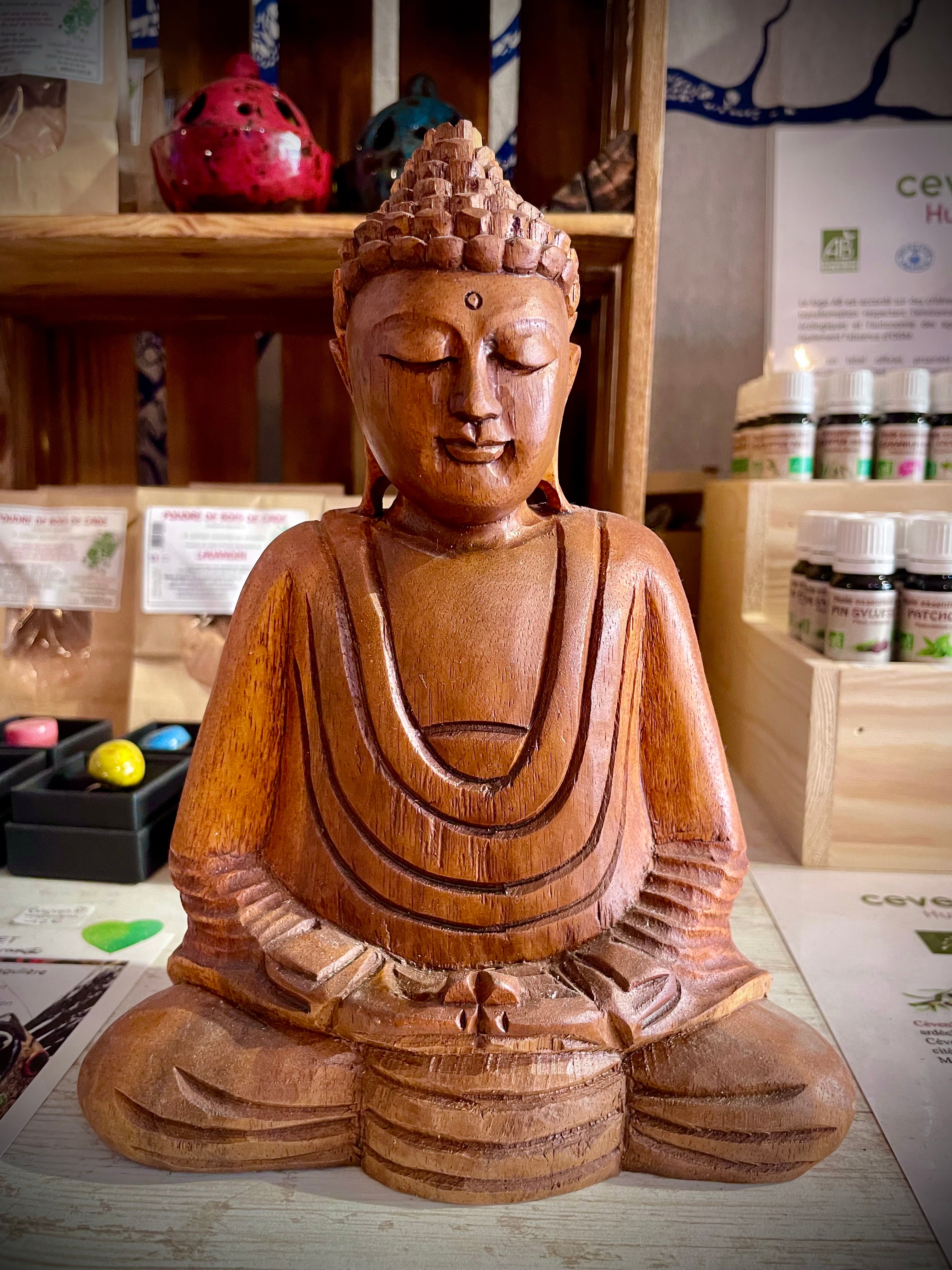 Bouddha méditatif, bois naturel